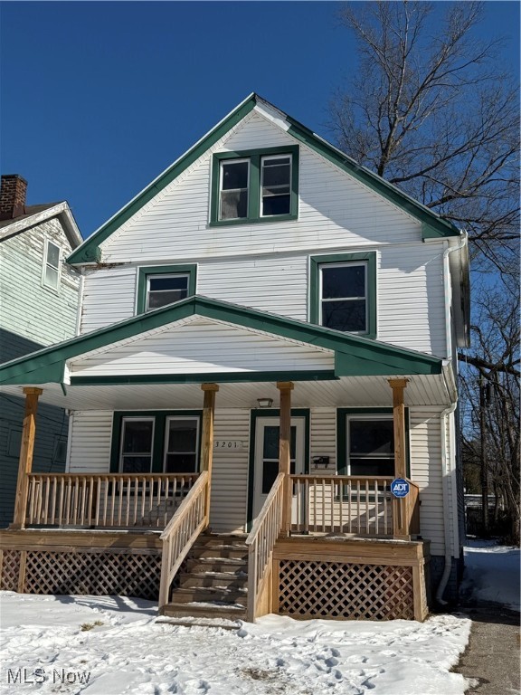 Come visit this beautiful 3 bedroom/1 bath home with an abundance of charm! Large living room with natural woodwork throughout the first floor. Built-in shelves and drawers for extra storage. Updated kitchen and bath. Large master bedroom. Amenities include  refrigerator, microwave and range. Call listing agent to schedule appointment. 

Rental requirements:Credit score of 600+. 500 - 600 is considered conditional.Less than 3 items in collections, excluding student loan and medical. Monthly income of 2.5 times the amount of the monthly rent.Thorough Eviction Check. $50 Non Refundable App Fee for all Adults who will be occupying the property.Applications can only be completed online.Typical Security Deposit equivalent to one months rent, pending results of background checks. Tenants must have the electric and gas transferred into their name. Tenants responsible for water and sewer, this will be billed monthly. 

All tenants must obtain renters insurance via Keller Williams Resident Benefit Package.Tenants responsible for snow removal and lawn care.