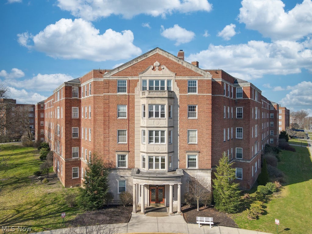 South Park Manor Condos - Residential