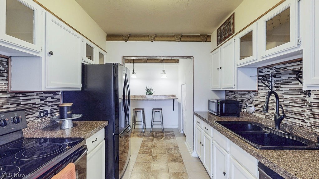 South Park Manor Condos - Residential