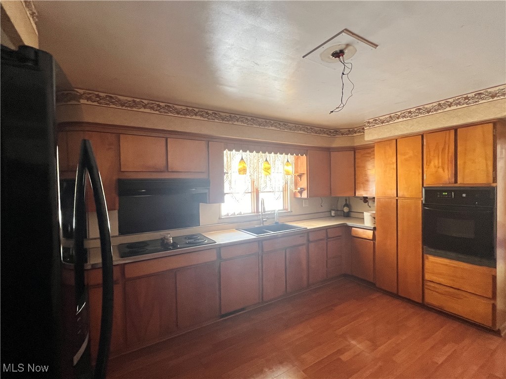 Holdens Add - Residential