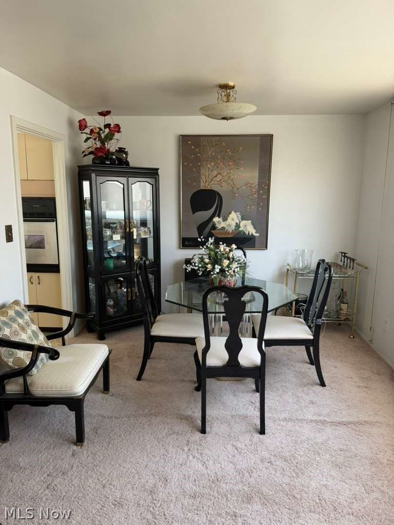 Carlton House Condo - Residential