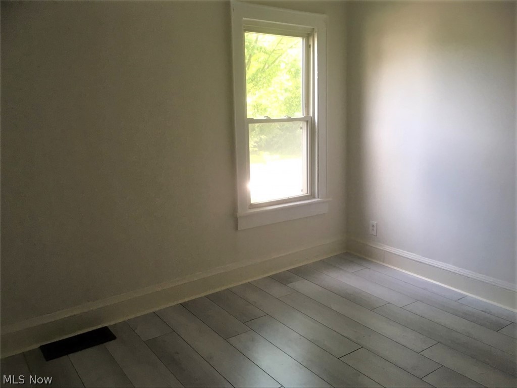 Blue Pond - Commercial Sale