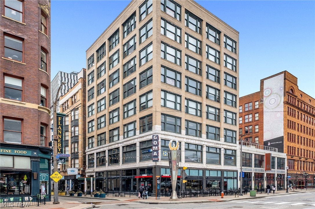 Sincere Bldg Condo - Residential