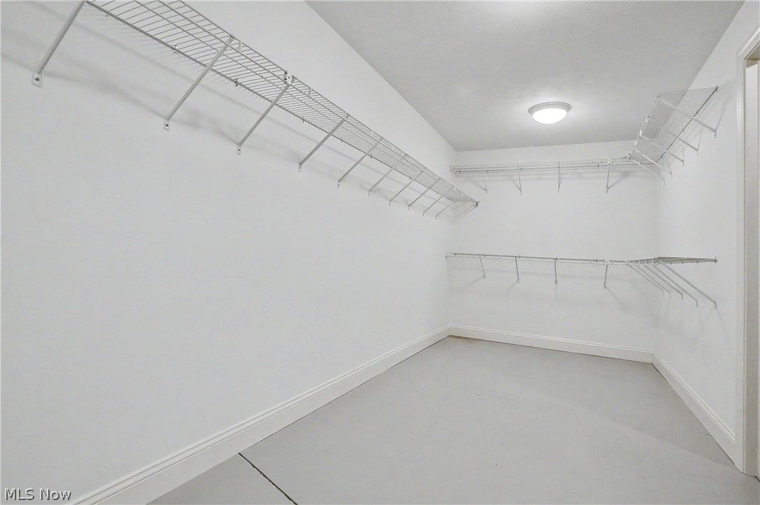 Woods/Auburn Lakes Condo Ph #1 - Residential