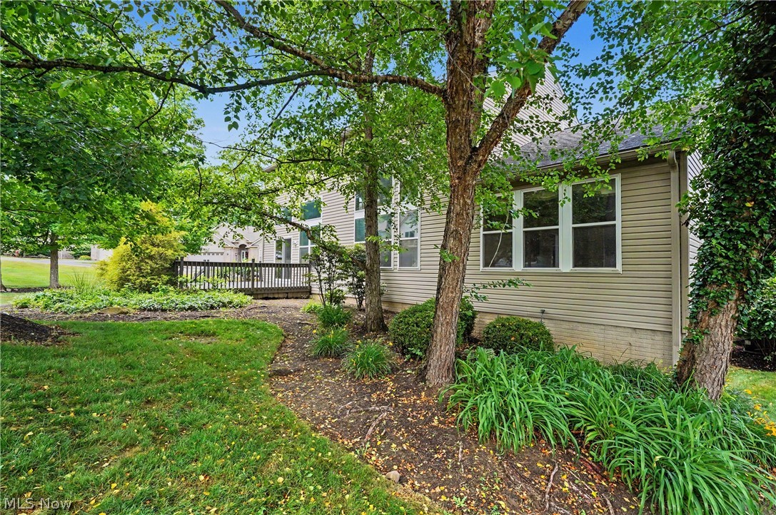 Woods/Auburn Lakes Condo Ph #1 - Residential
