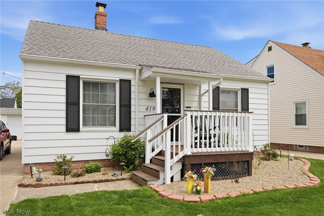 Welcome to this beautifully updated Willowick Home! This move-in-ready home features 2 bedrooms and 1 full bath, along with a bright four-season room and a partially finished basement offering additional living and recreation space.
Recent updates in the past few years include new windows, furnace, central AC, water heater, and updated electrical system. Fresh interior paint, front deck and back patio. Walk-up attic with potential use or storage.
All appliances stay, including refrigerator, stove, microwave, washer, dryer, and dishwasher. Conveniently located near Lake Erie, parks, shopping, and dining. A great opportunity to own an updated home in the heart of Willowick—schedule your showing today!