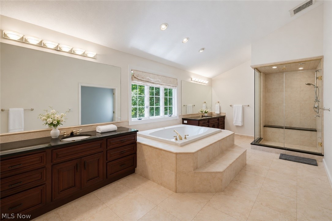 Canyon Lakes - Residential