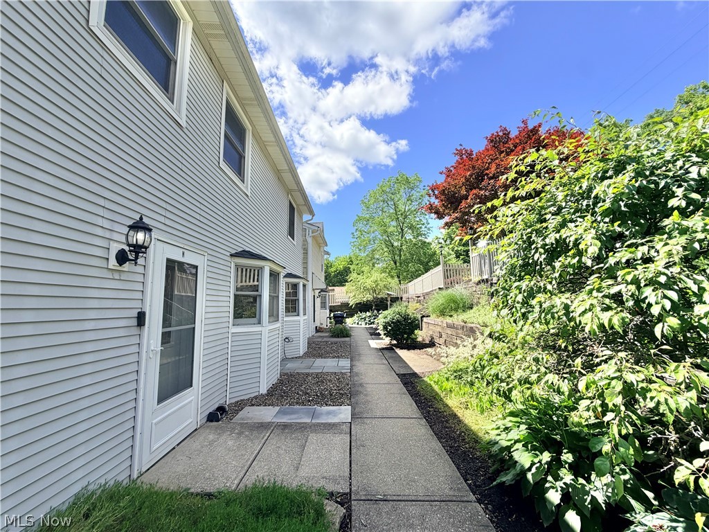 Benttree Commons Condo - Residential