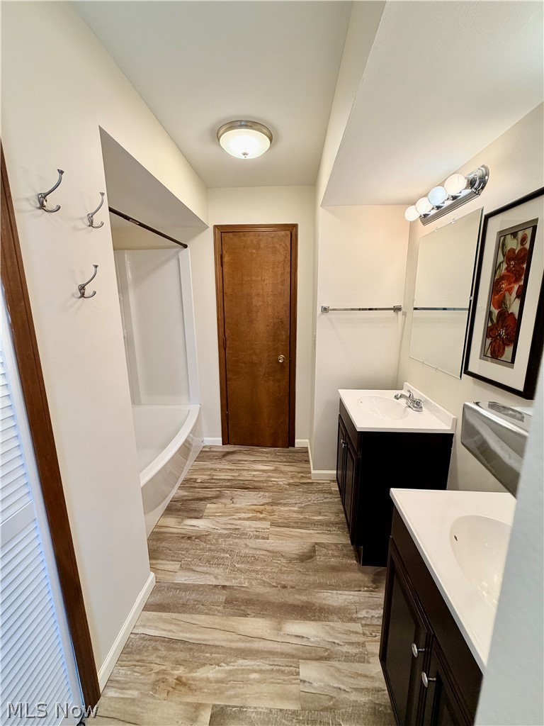 Benttree Commons Condo - Residential