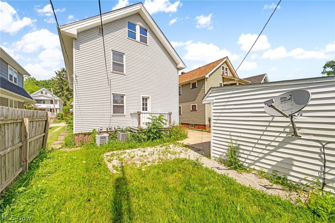 Lang & Fourniers - Residential Income