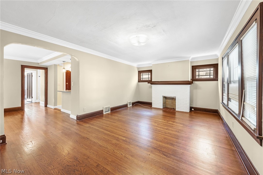 Lang & Fourniers - Residential Income