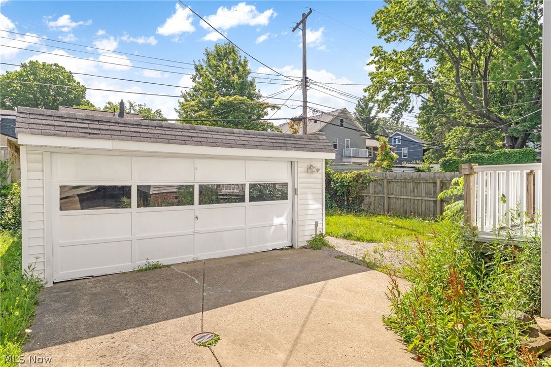 Lang & Fourniers - Residential Income