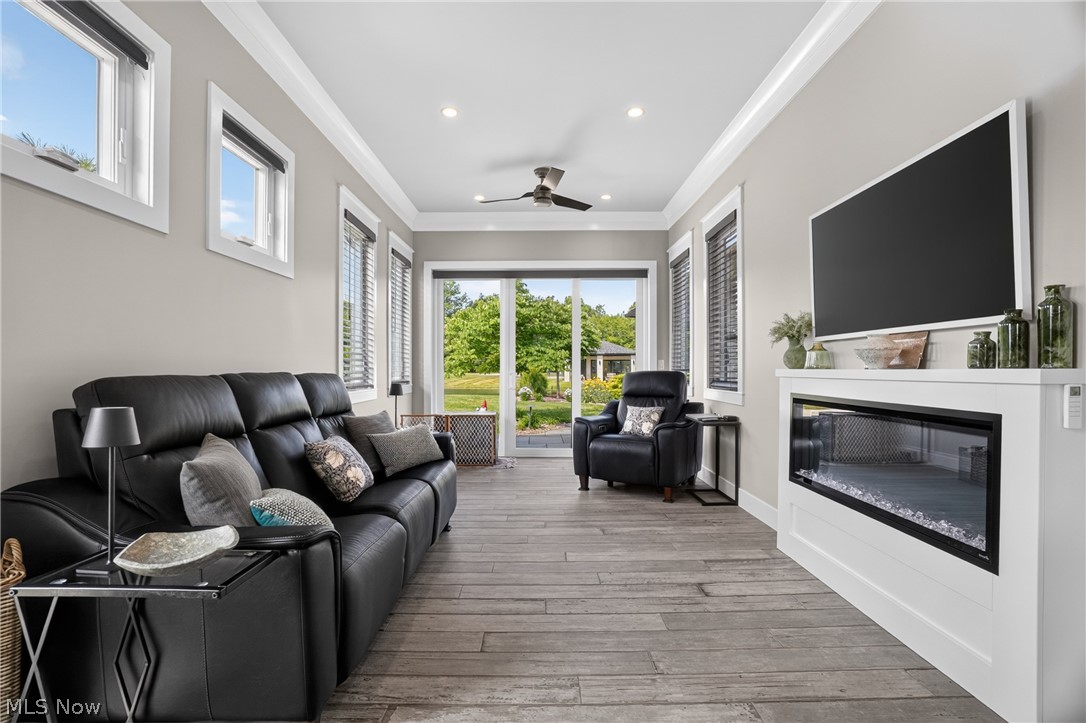 Hearthside Grove Lake Erie Sub Ph - Residential