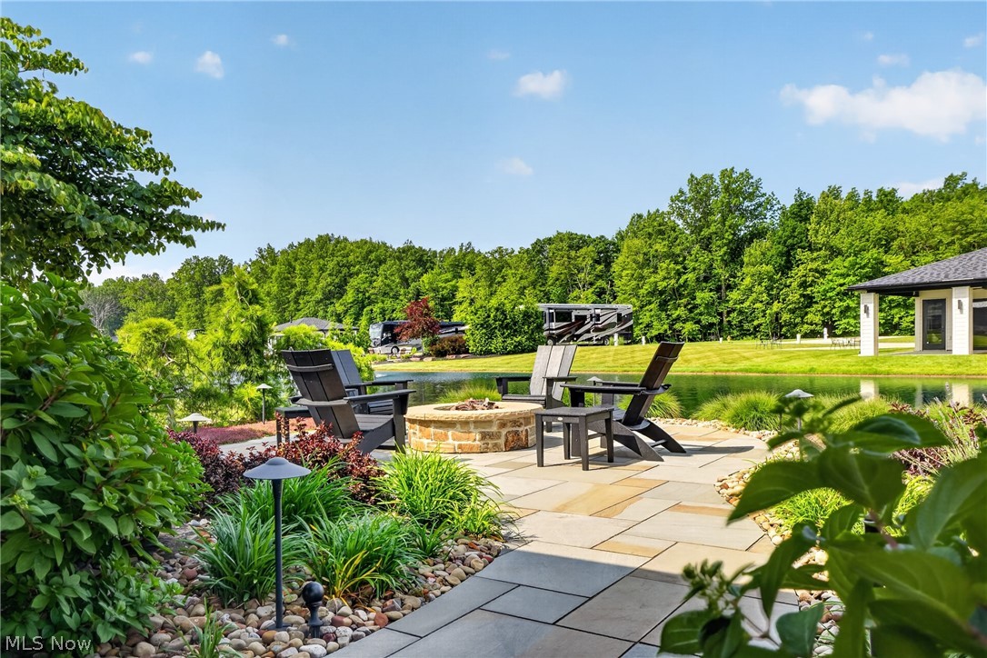 Hearthside Grove Lake Erie Sub Ph - Residential