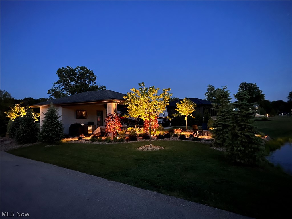 Hearthside Grove Lake Erie Sub Ph - Residential