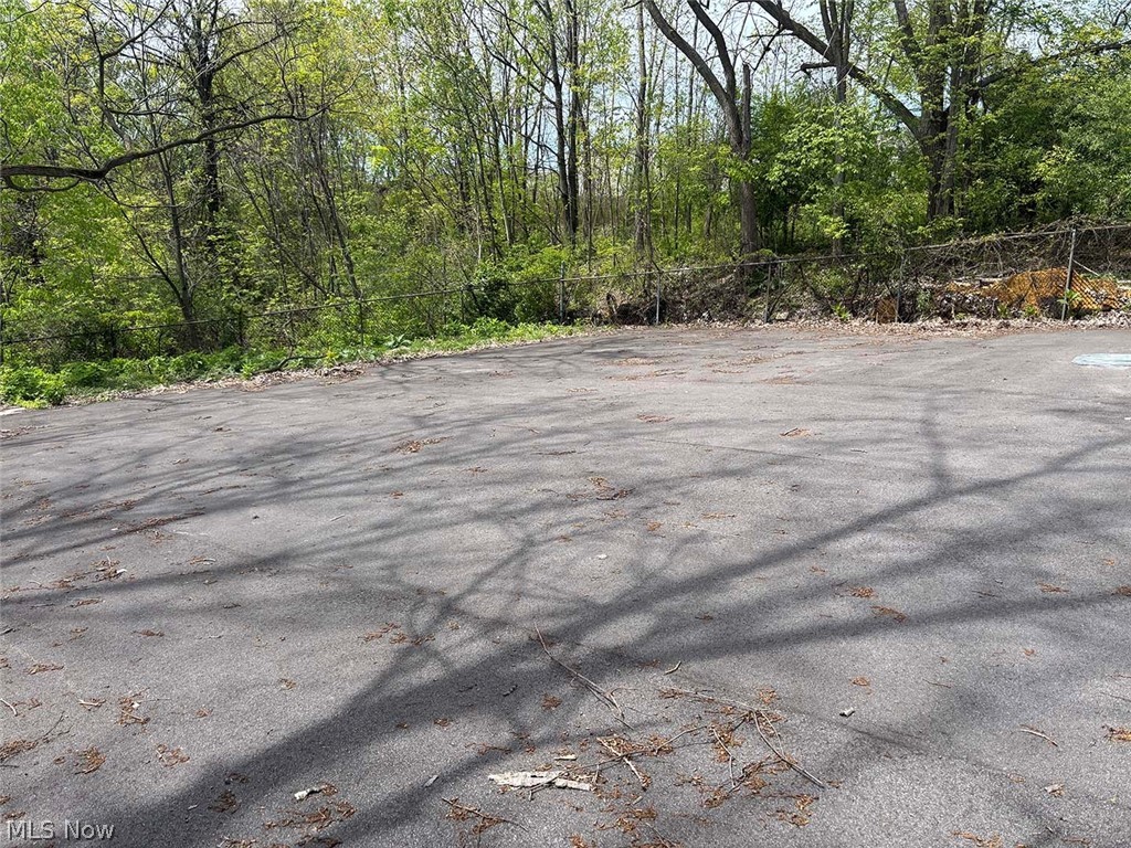 Warrensville - Commercial Sale