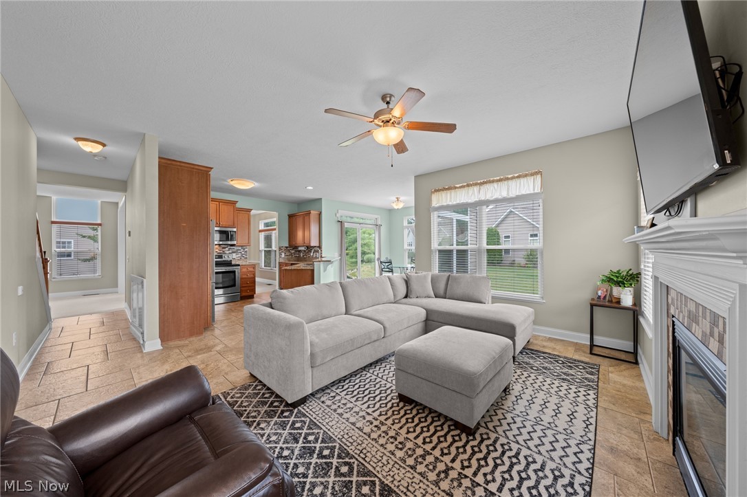 Village/Creekside 02 - Residential