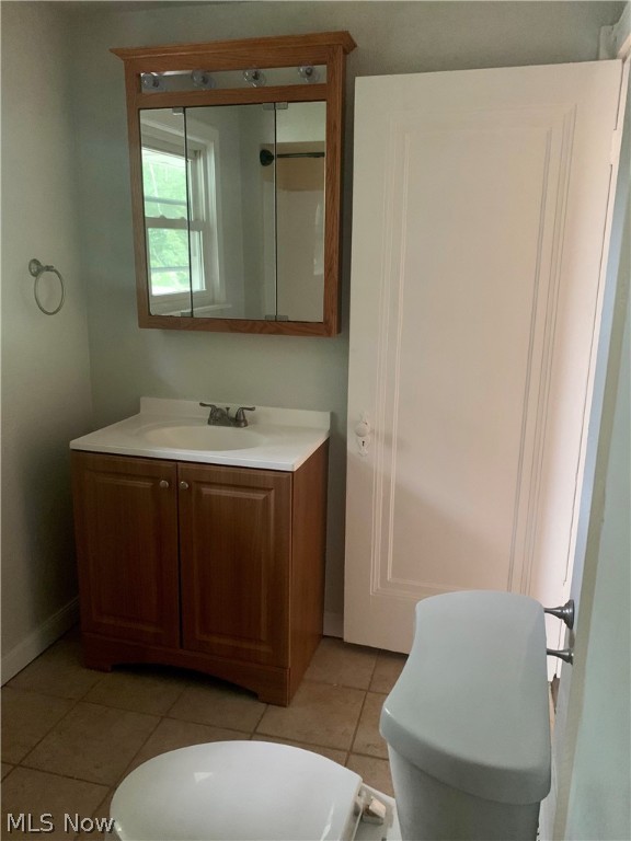 Carl Roevuck Resub/Nihousen Al - Residential Lease