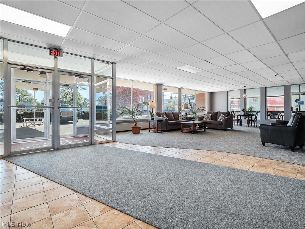 Kirtland House Condo - Residential