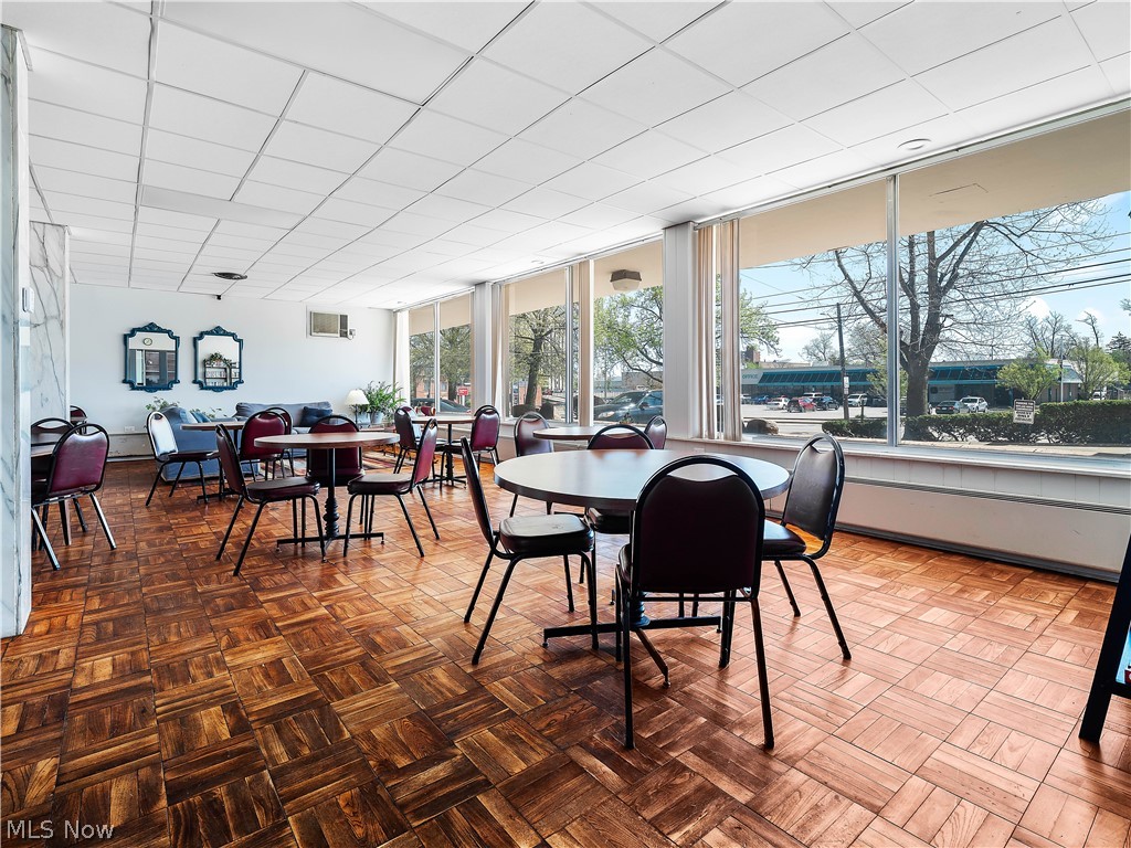 Kirtland House Condo - Residential
