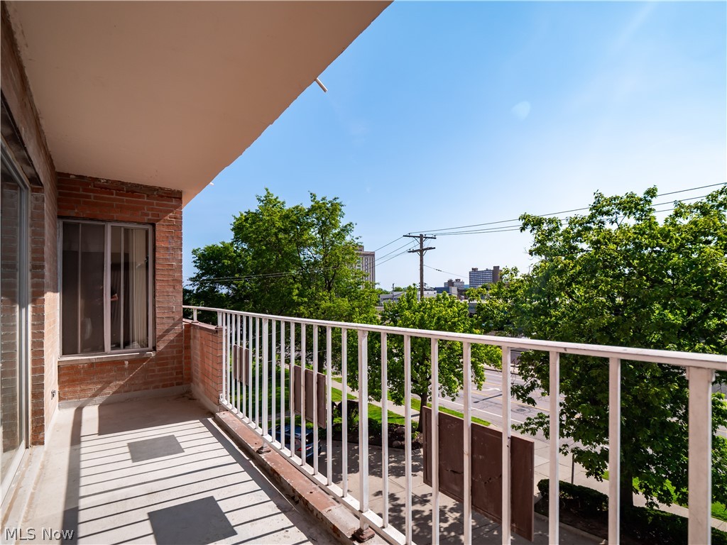 Kirtland House Condo - Residential