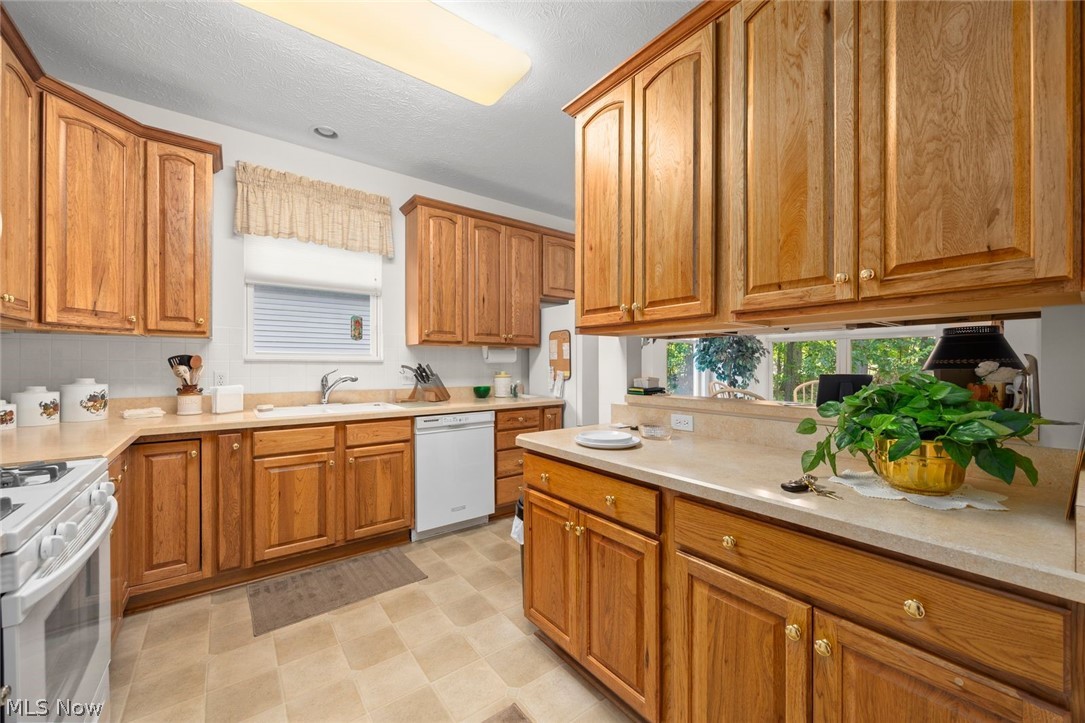 Avenbury Lakes - Residential