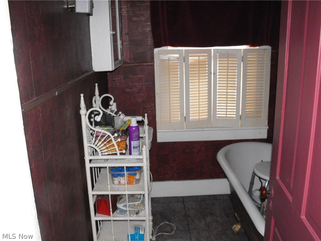 St Johns Surv - Commercial Sale