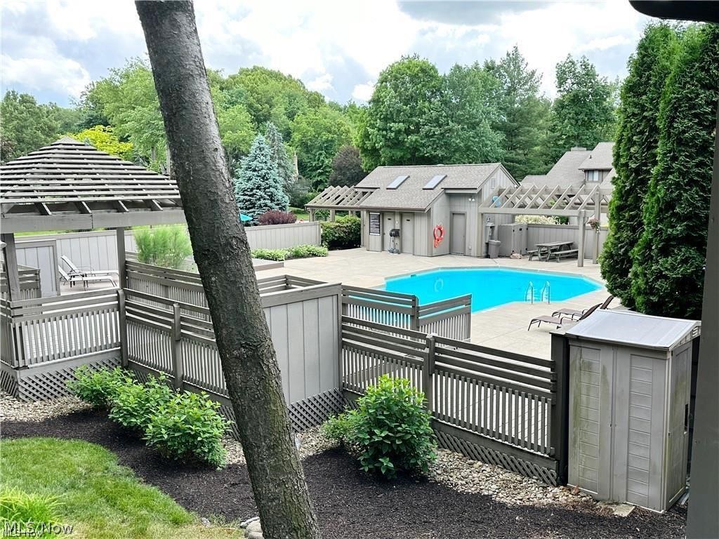 Crossings Condo - Residential