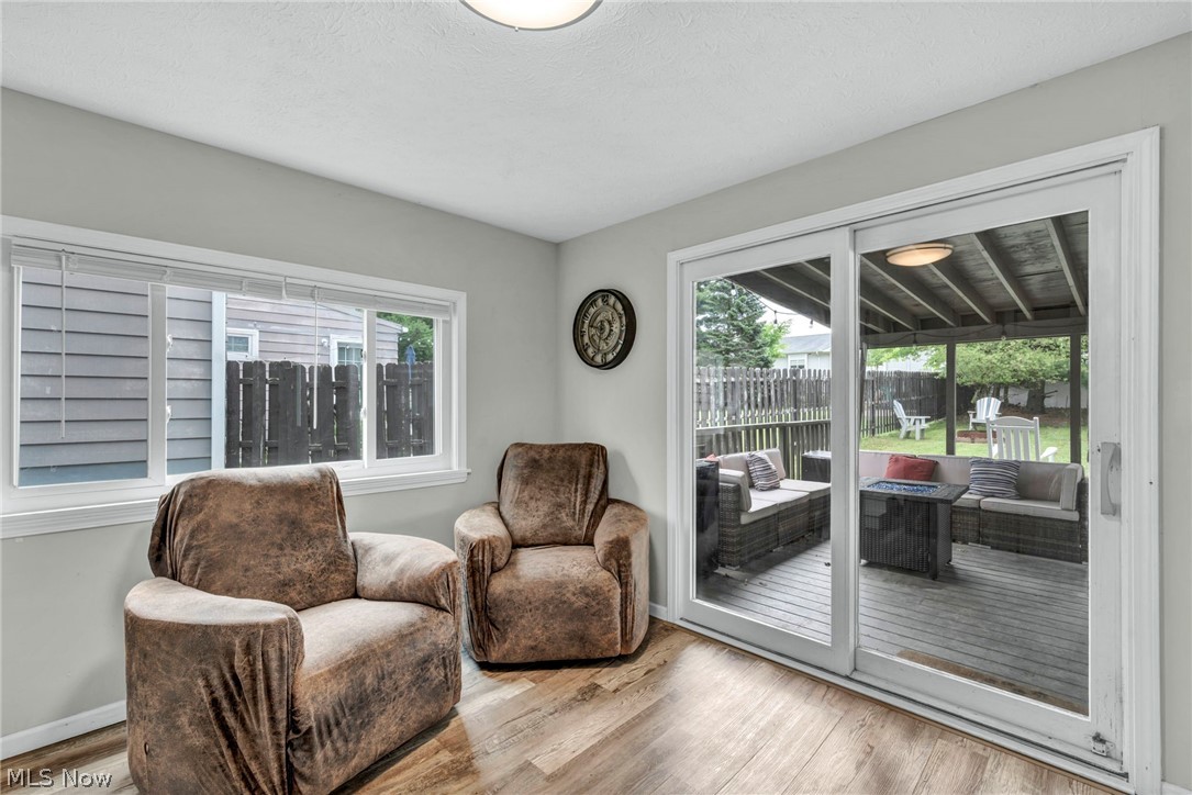 Mayfield-Hlnd - Residential