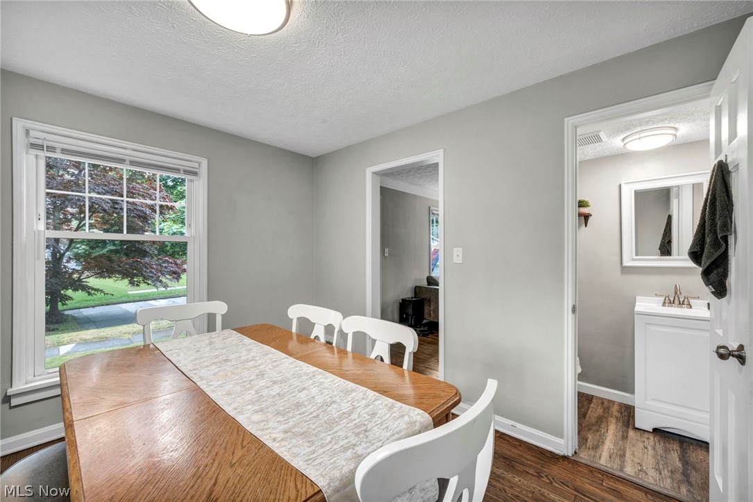 Mayfield-Hlnd - Residential