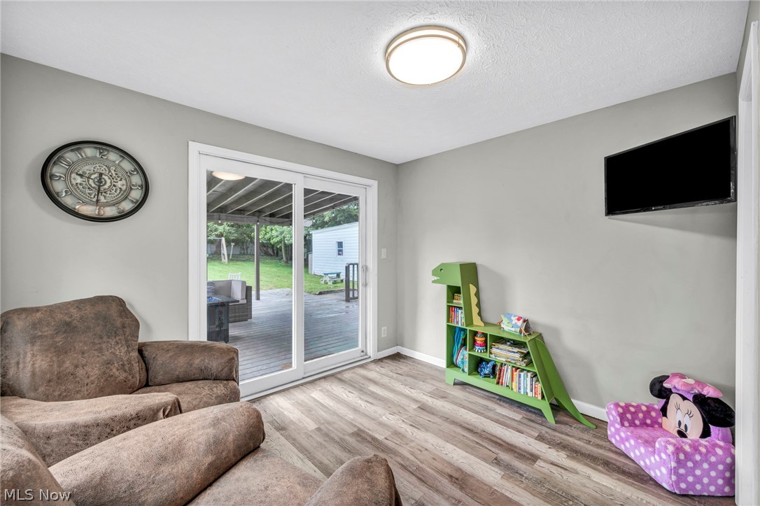 Mayfield-Hlnd - Residential