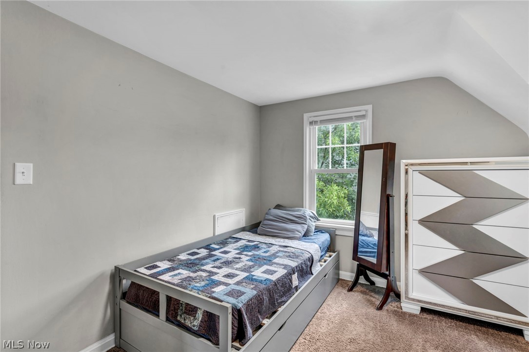 Mayfield-Hlnd - Residential