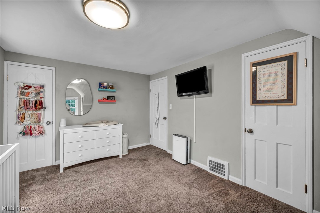 Mayfield-Hlnd - Residential