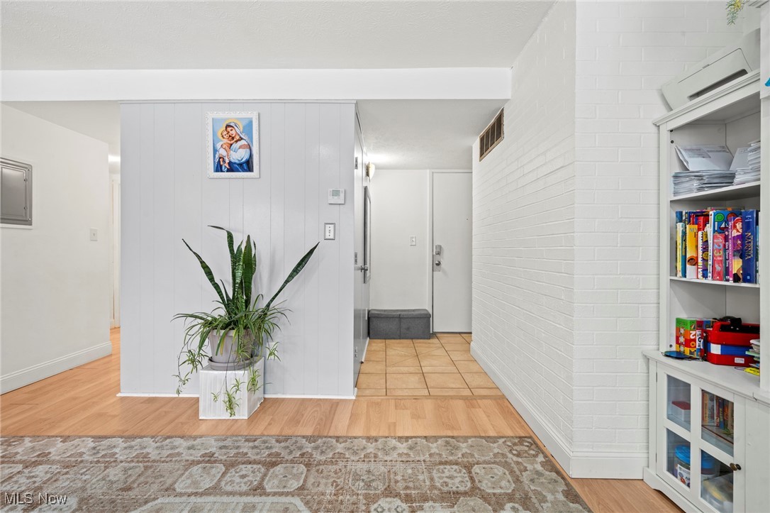 Georgetown Arms Condo - Residential