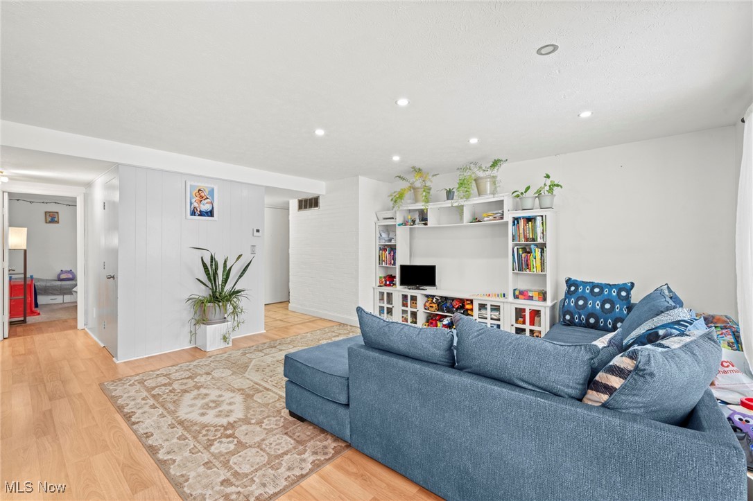 Georgetown Arms Condo - Residential