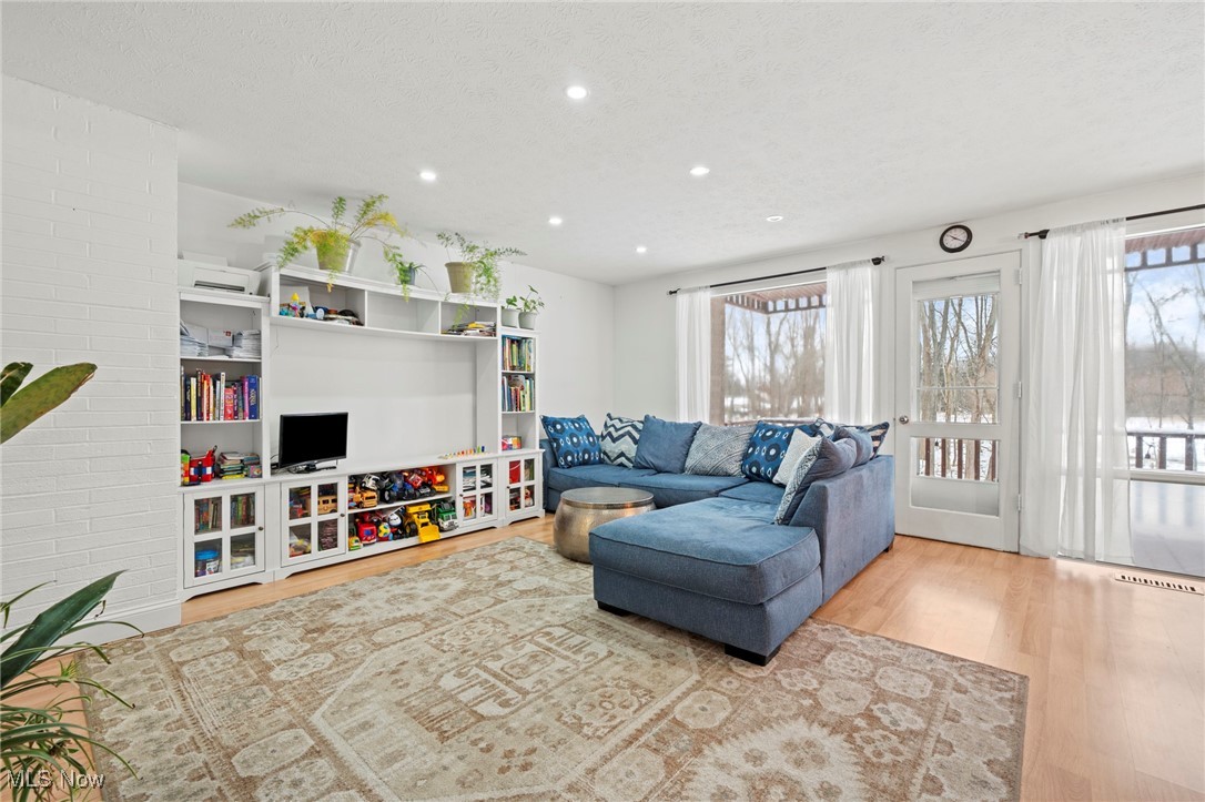 Georgetown Arms Condo - Residential