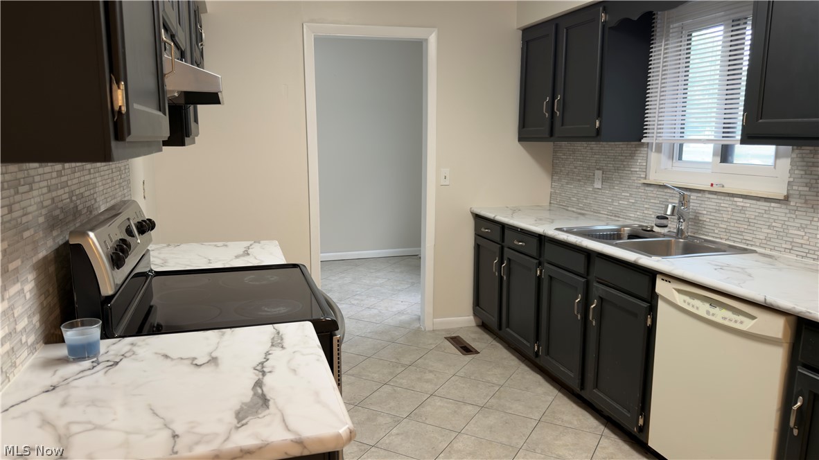 Idlewood East Condo #3 - Residential