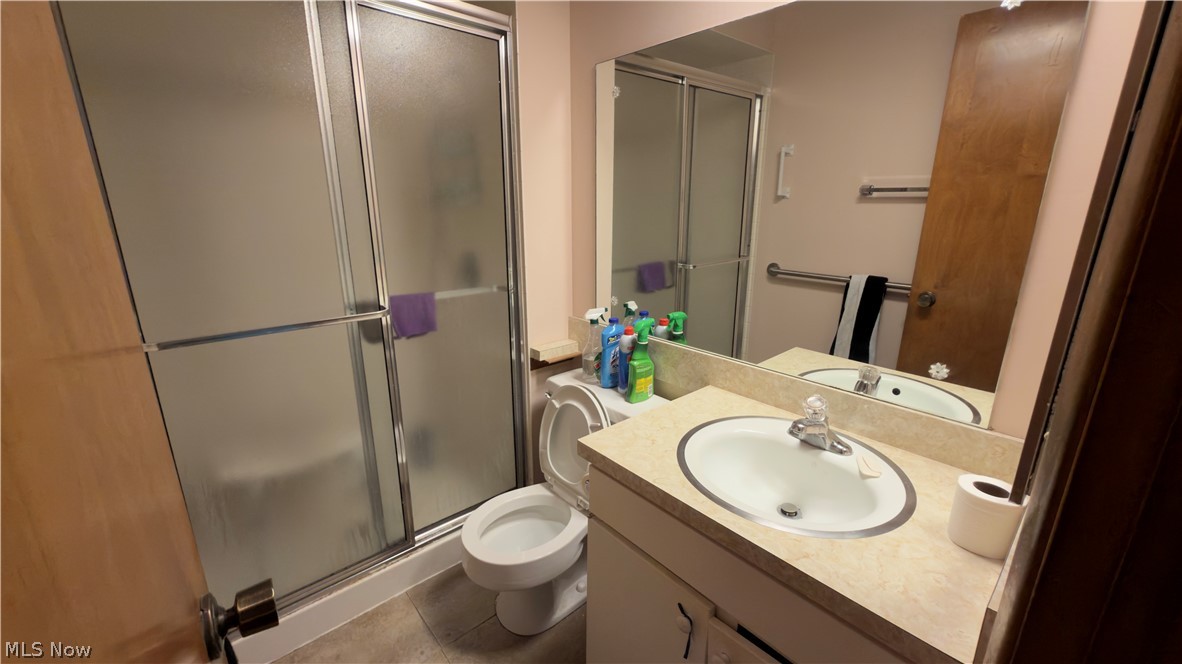 Idlewood East Condo #3 - Residential