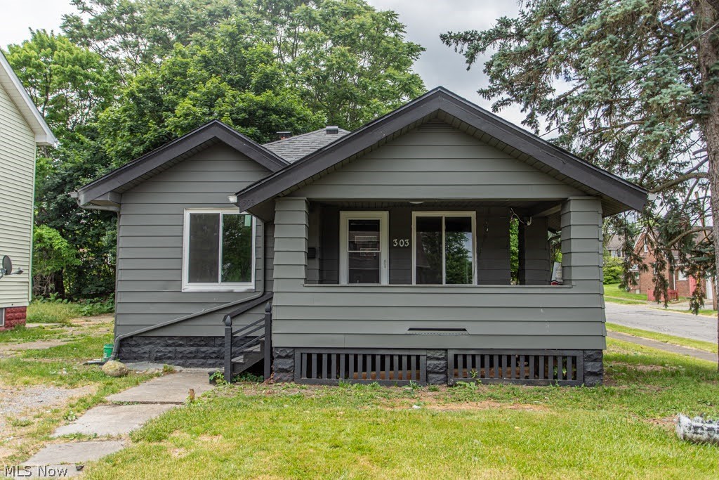 Welcome to this beautifully remodeled 3-bedroom home located on the South Side of Youngstown, Ohio. From top to bottom, this home has been thoughtfully updated and is ready for its next owner to move right in and make it their own. Enjoy peace of mind with major improvements already completed, including a new roof, new furnace, and new windows. The interior features fresh updates throughout, creating a clean, modern, and inviting space perfect for today's homeowner. Whether you're searching for your first home or your next chapter, this property offers comfort, value, and convenience. With the major updates already completed, you can focus on settling in and adding your personal touch. Schedule your private showing today!

This property qualifies for the At Home Grant, providing eligible buyers with additional homeownership assistance.