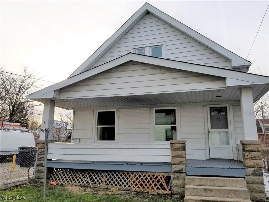 Back on the market due to delays unrelated to the property! Don’t let the market days fool you—this is a fantastic investment opportunity!! -----
----
Fantastic 3-family investment property that could be generating over $2,200/month! This unique setup includes two buildings with three units, perfect for a savvy investor or owner-occupant. The front up/down double features spacious front porches. The upper unit has central A/C and a finished attic room that can serve as a third bedroom. The lower unit’s kitchen was updated by previous owners with refreshed countertops, cabinets, flooring, and paint.

Behind the double, separated by a fenced yard, is a charming single-family home with a large covered front porch. The finished attic offers space for a fourth bedroom. Freshly painted, this home also has carpeting installed by previous owners and newer windows (2017). Updated electric.

All units showcase original natural woodwork, including dining room cabinets and window seats. Bathrooms have updated tub surrounds and exhaust fans. Each unit has an updated breaker box. The property also includes ample paved parking and a one-car garage with storage/workshop space.

A rare opportunity—don’t miss out! Long-Term Tenants!!