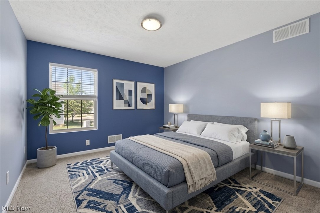 Lake Breeze Condo Ph 02 - Residential