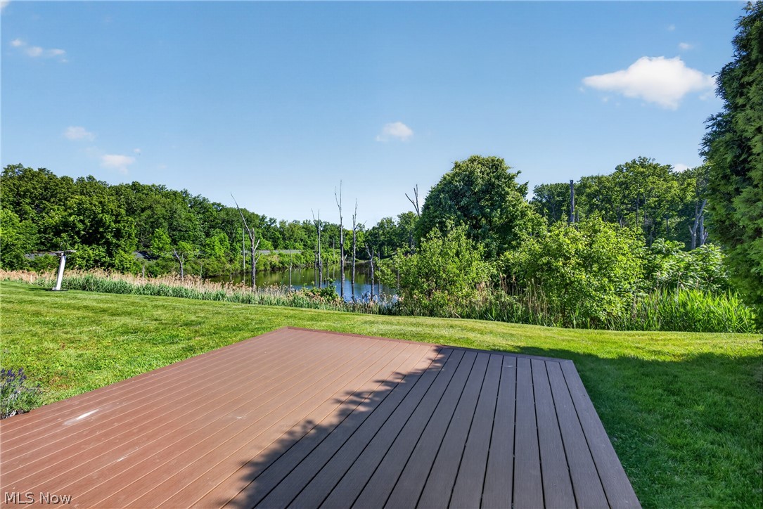 Lake Breeze Condo Ph 02 - Residential