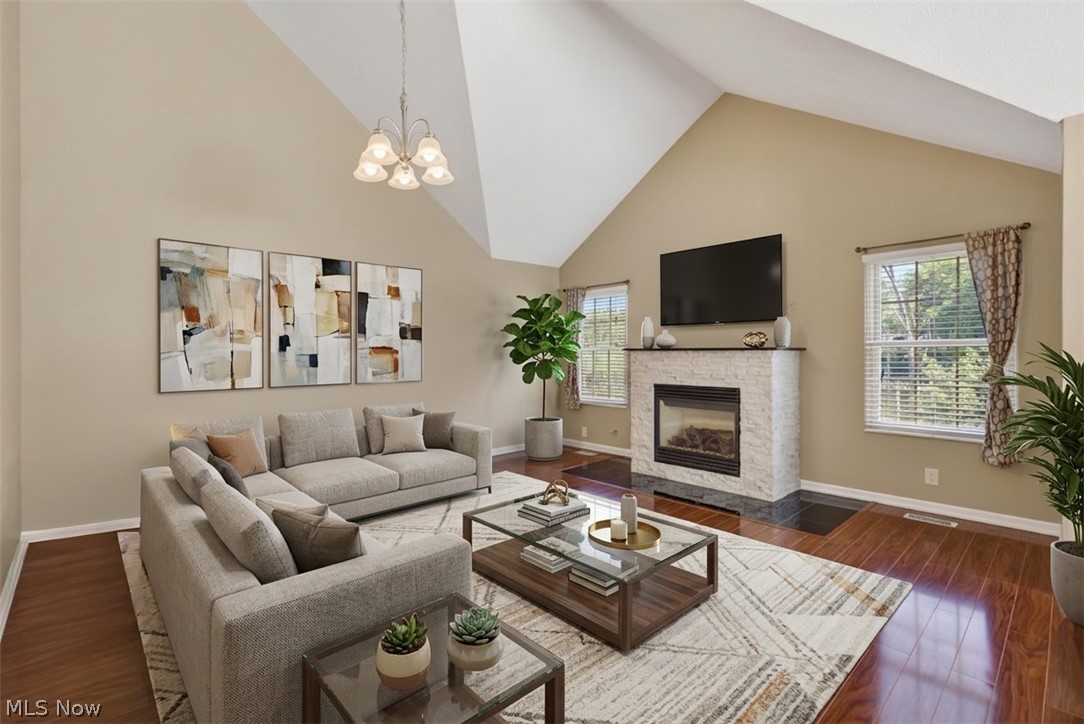 Lake Breeze Condo Ph 02 - Residential