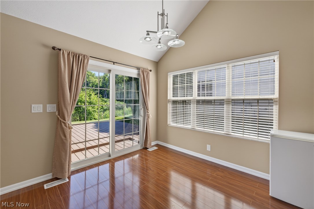 Lake Breeze Condo Ph 02 - Residential