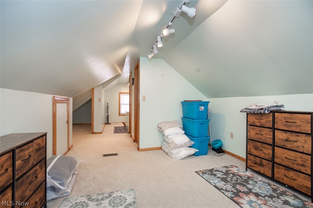 E Korans Tuxedo Farms - Residential