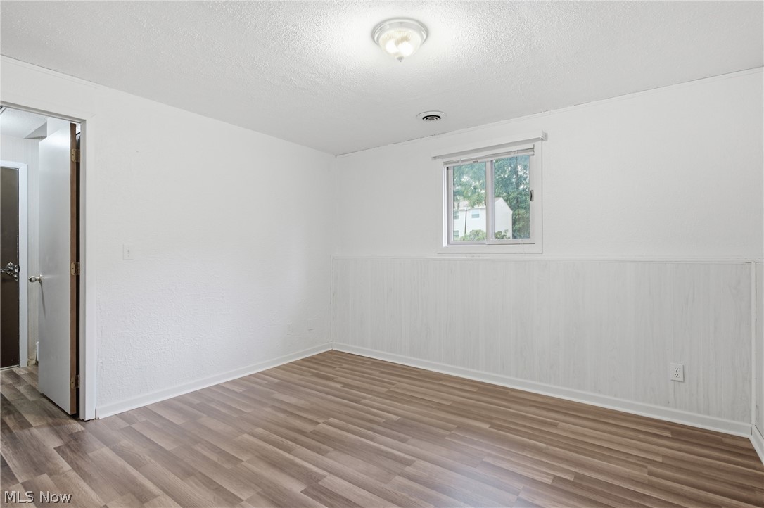 Oakhurst Manor - Residential