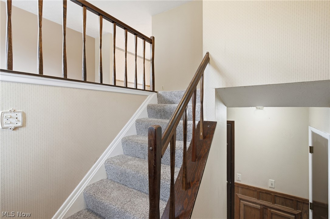 Oakhurst Manor - Residential