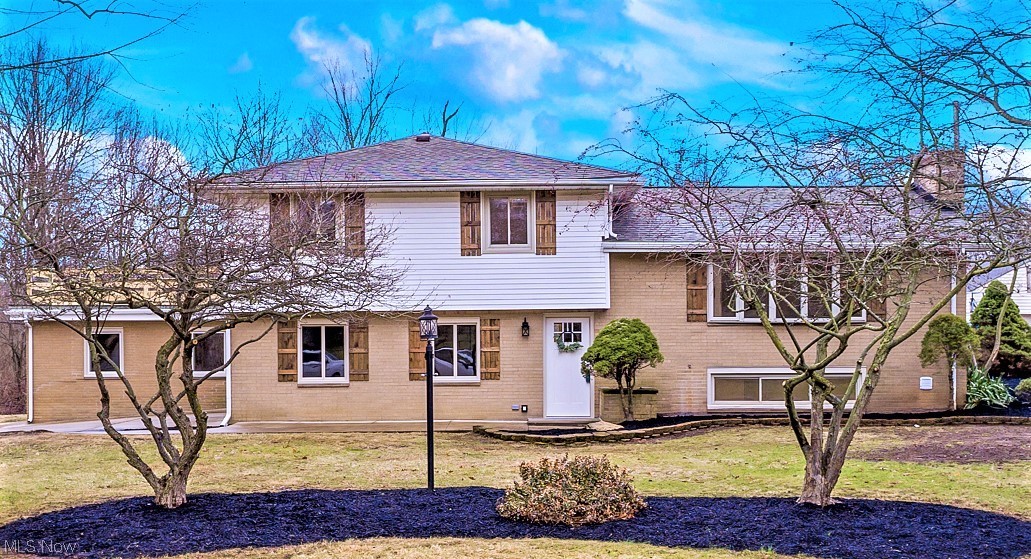 *Beautiful Modern Completely Remodeled Split In Jackson Township W/2100 Sq. Ft Features 3 Bedrooms, 2.5 Bathrooms, A 3 CAR GARAGE, Two Driveways, TWO DECKS Including A 2nd Story Master Roof/Deck That Is Amazing At Est. 600 Sq. Ft  (You've Never Seen Anything Like It!!) And A 2nd Deck W/Privacy Panels ALL Sitting On .50 Acres! *Be "Still" For A Moment And Enjoy Nature As Intended; Hear Birds Chirping & Water Flowing From Sippo Stream That Runs Through The Yard! *Devonshire Park For Fishing/Walking Within .50 Mile ~ Close To Shopping/Restaurants Yet Tucked Away @ The End Of A Dead End Street! *GREAT Curb Appeal *NEW FURNACE, AC, HOT WATER TANK! *SHIPLAP/BARN DOORS *2 FIREPLACES! *LUXURY Distressed Grey Plank Flooring And Soft SHAW Carpet Throughout! *ALL NEW Bathroom Remodels Including Soft Close Vanities, Walk In Custom Subway TILED SHOWER, Faux Stone Tile Floor & Matching Bathroom Decorative Mirrors! *Eat In Kitchen All New: Glass Jar Pendant Chandelier, Recessed Lighting, FULLY Shipla