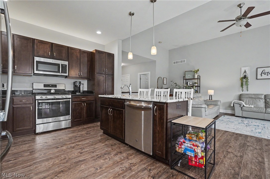 Fulton Lndgs - Residential