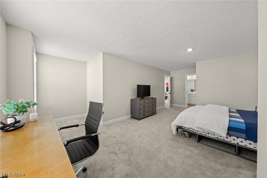 Lakes of Orange - Residential